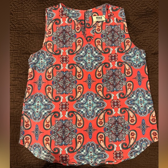 Verse Tops - Coral & Blue Patterned Tank NWT